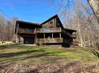 92 N Skyview Dr, Elkins, WV 26241