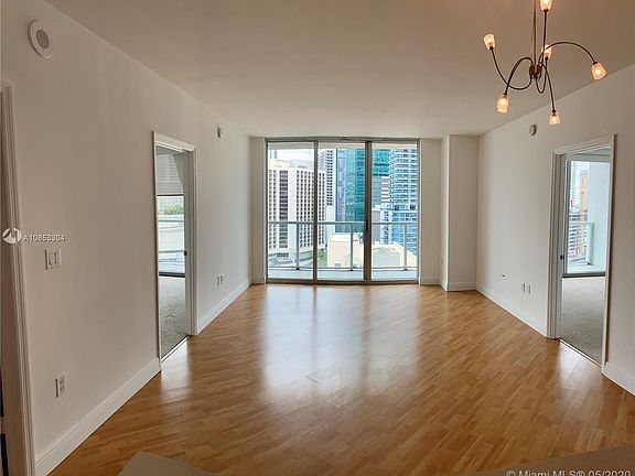 4th image of 500 Brickell Ave 1805 #1805