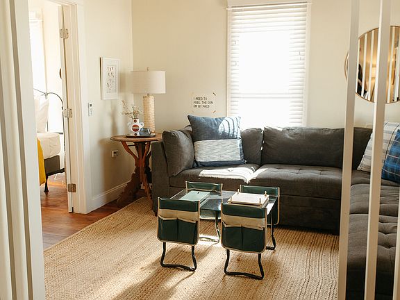 3rd image of 1078 NE Alpine Ave
