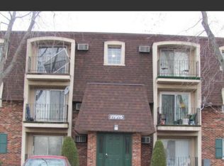 17975 Amherst Ct APT 304, Country Club Hills, IL
