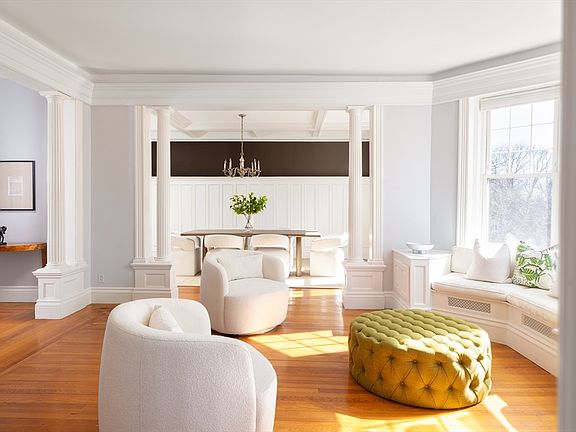 2nd image of 487 Boylston St #3C