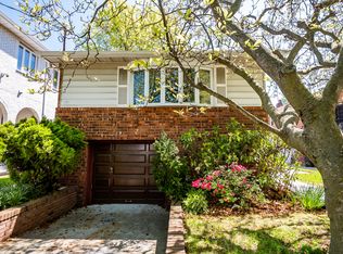 5707 Little Neck Pkwy, Flushing, NY 11362