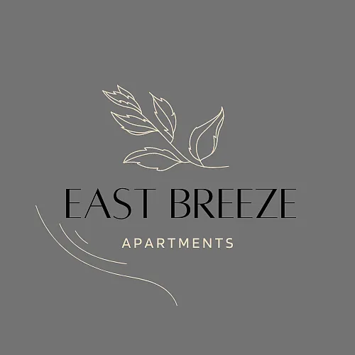 East Breeze — Photo 6