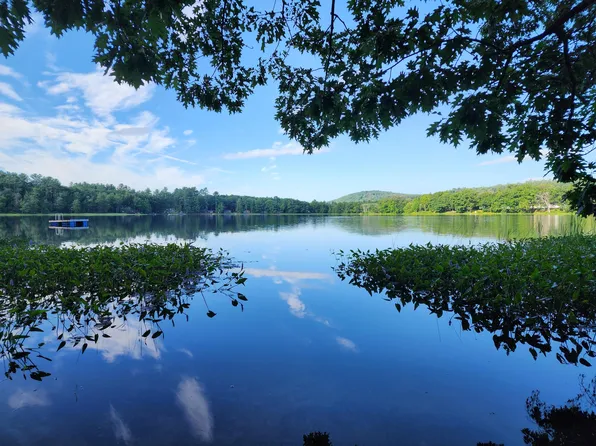 60 N Shore Road, Turner, ME 04282