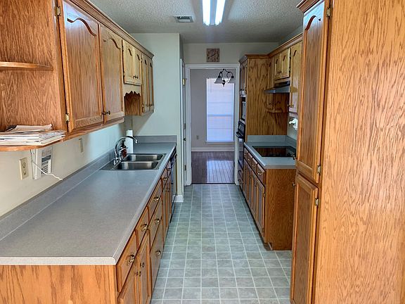4th image of 4859 Buttermilk Dr