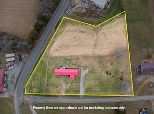 4520 Maple Branch Rd, Radford, VA 24141