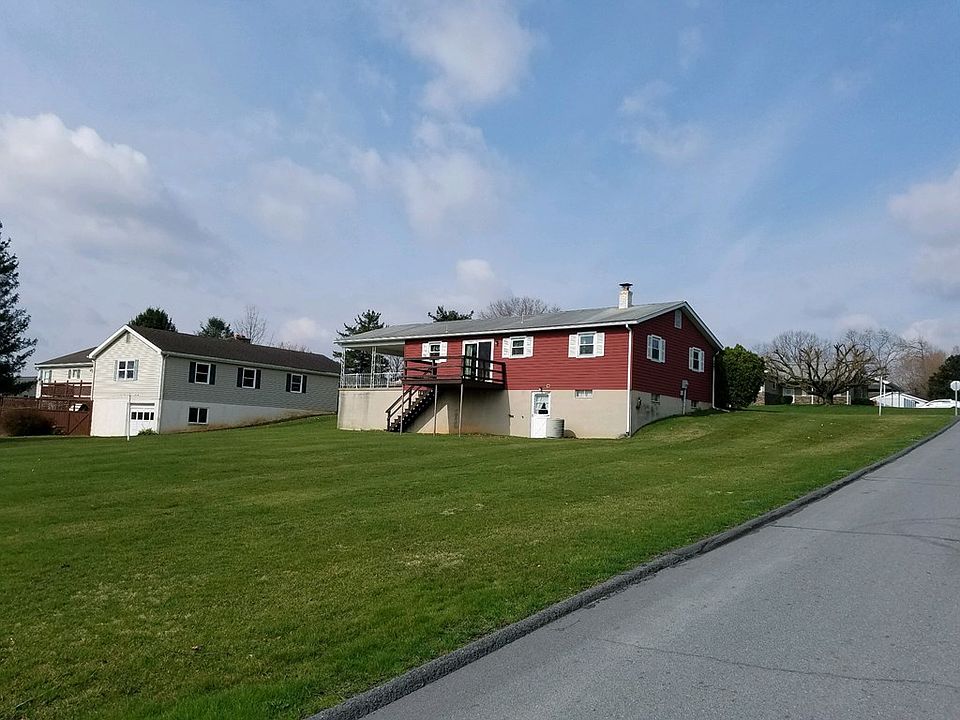 2nd image of 96 Hillside Dr