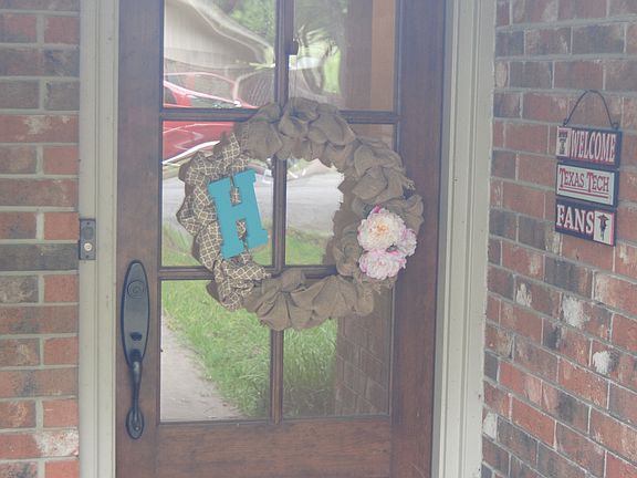 3rd image of 908 Mockingbird St