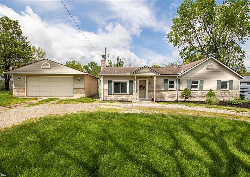 1st image of 9884 Fremont Ave