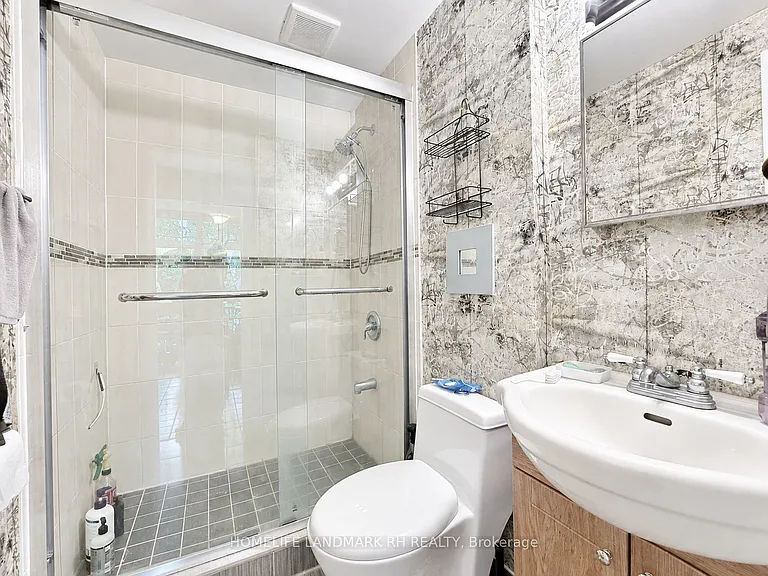 27 East Dr #1 — Photo 18
