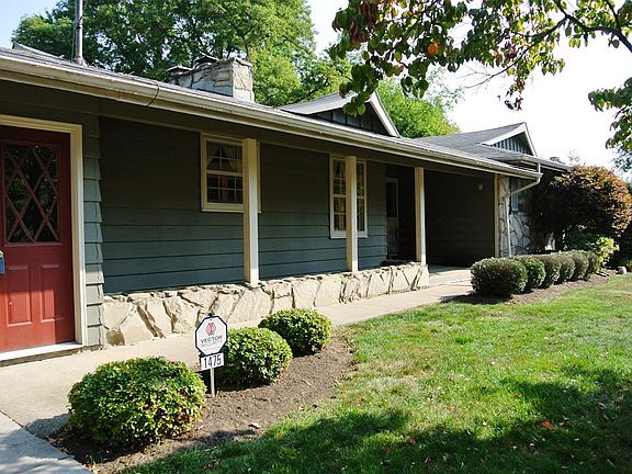 2nd image of 1475 Doncaster Dr