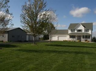 2374 Skaalen Rd, Stoughton, WI 53589