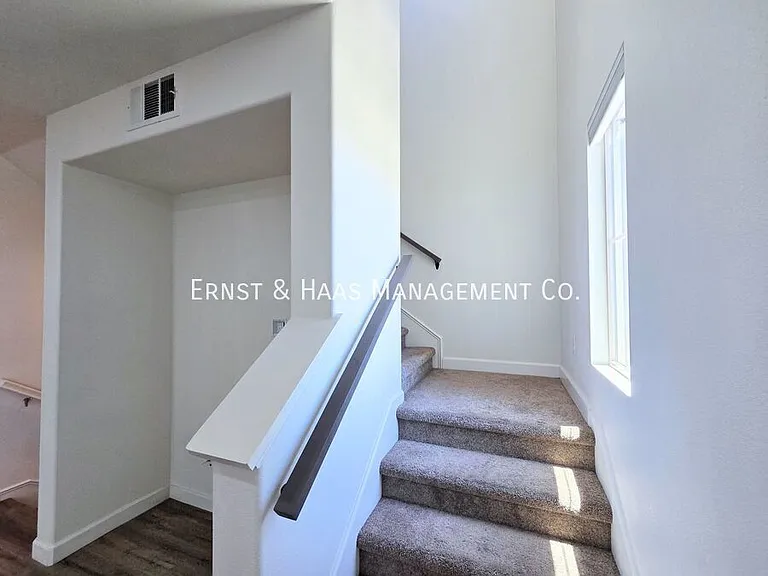3003 N Pacific Coast Hwy — Photo 17