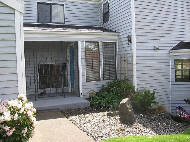 1st image of 2801 N Narrows Dr Unit E4