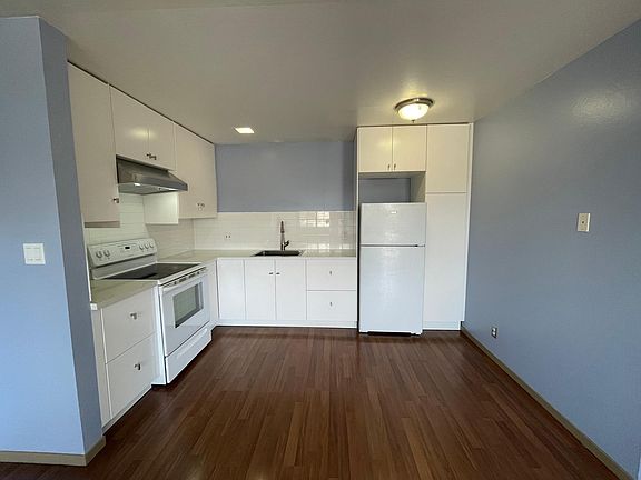 2nd image of 302 Mission St #302