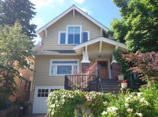 833 E Gwinn Pl, Seattle, WA 98102