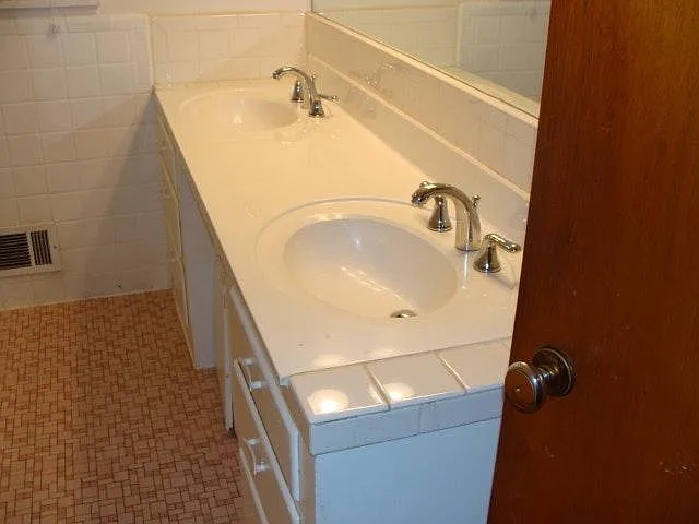 1932 S Glencrest Ave — Photo 16