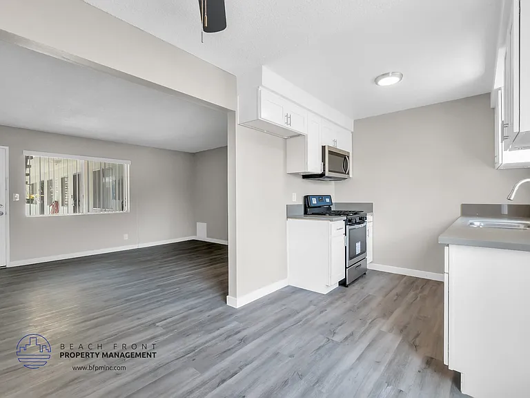 15205 Raymond Ave — Photo 30