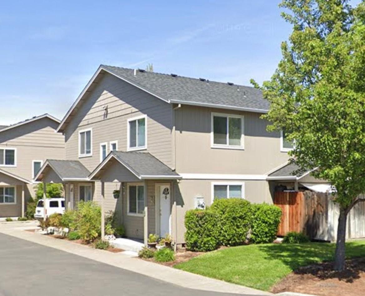 561 Berrydale Ave, Medford, OR 97501 Zillow