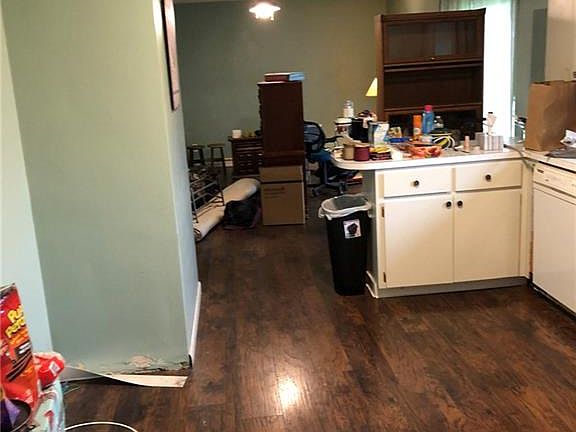 5th image of 2034 Westgate Dr