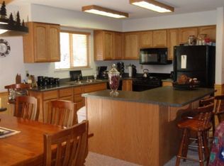 1751 Tamarack Dr, Arnold, CA