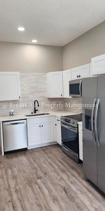2nd image of 2601 SW Hailey Ave #120