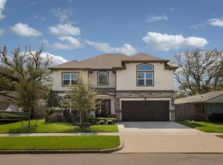 3225 Westridge St, Houston, TX 77025