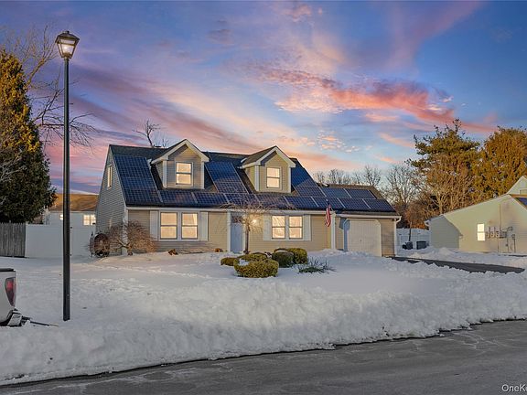 2nd image of 7 Woodbrook Drive