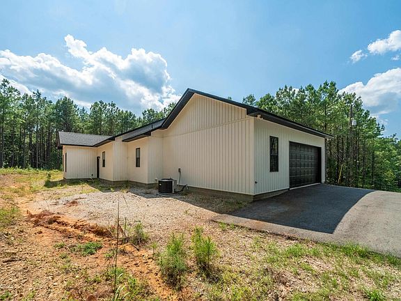 4th image of 550 Stihl Rd