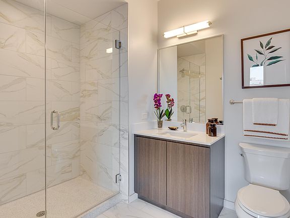 5th image of 740 N Aberdeen St #34hhggz2w