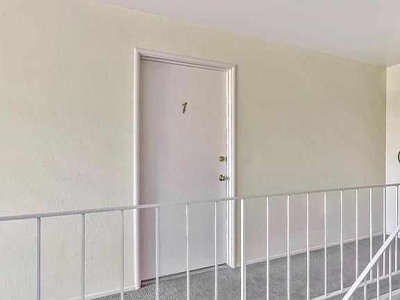3rd image of 600 Pennsylvania Ave Unit 7