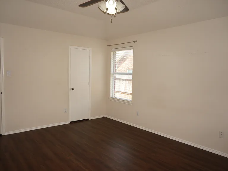 4945 Diamond Trace Trl — Photo 13