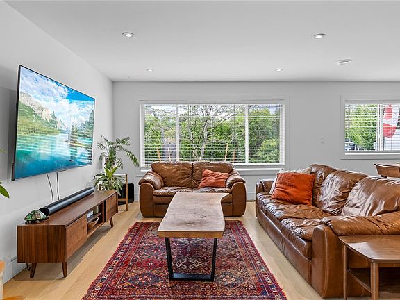 3rd image of 238 Bagshaw St