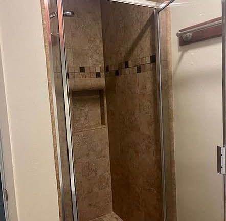 4th image of 2153 Canyon Dr