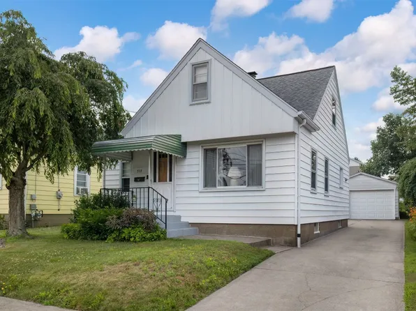 717 E 32nd St, Erie, PA 16504