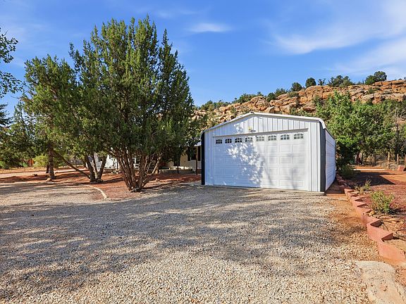 4th image of 1584 N Rome Way