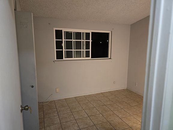 2nd image of 413 S Center St