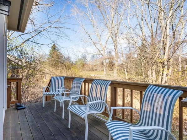 41820 Independence Dr #1, Novi, MI 48377