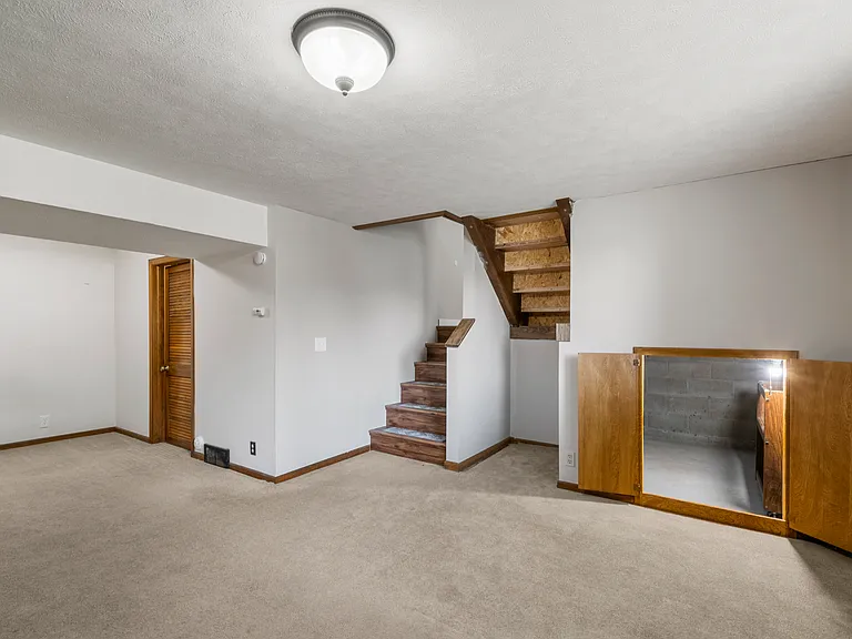 9705 S 21st Ave — Photo 35