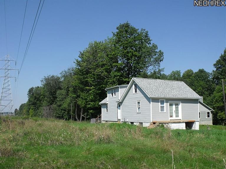 2nd image of 1240 Broadview Rd