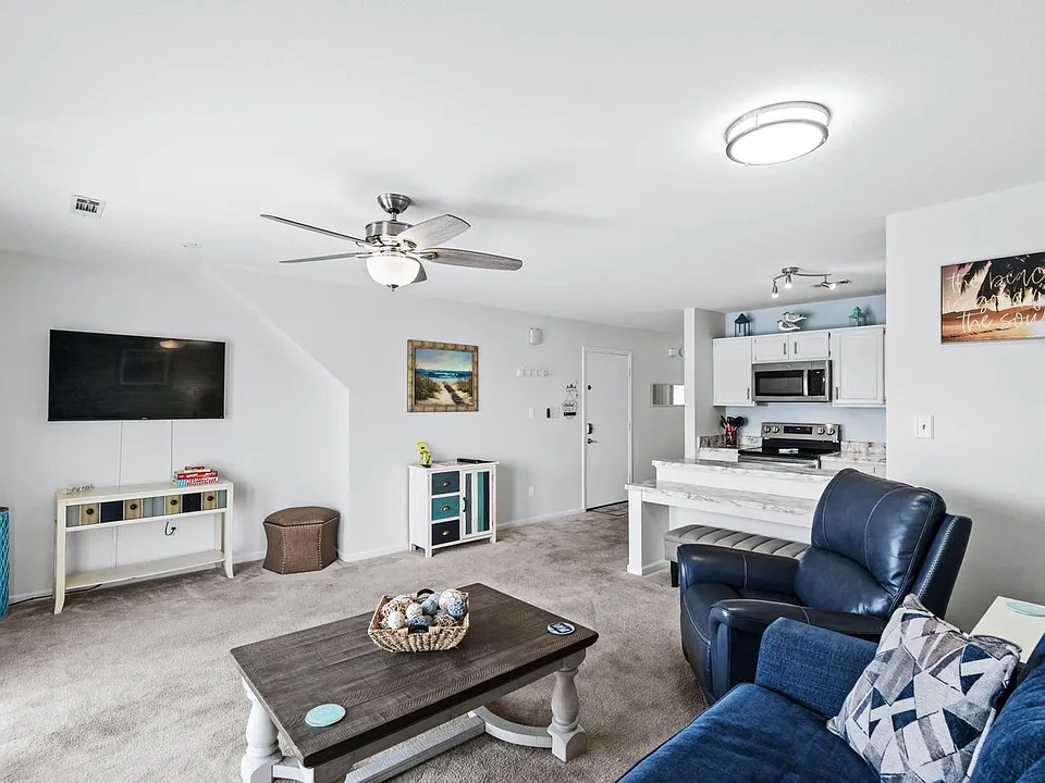 215 Double Eagle Dr #2-ID1381673P