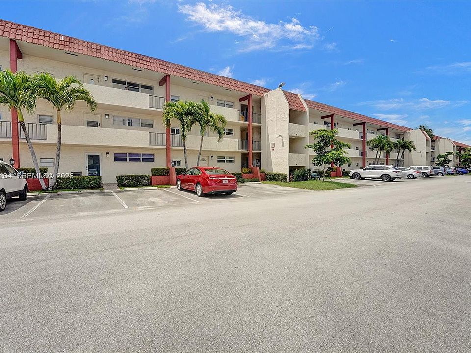 1st image of 811 S Hollybrook Dr APT 207