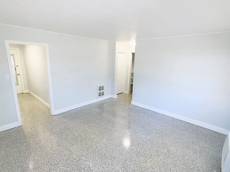432 Magnolia Ave #2 — Photo 7