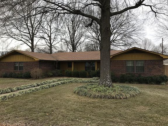 Front View of the Home from Vine Street