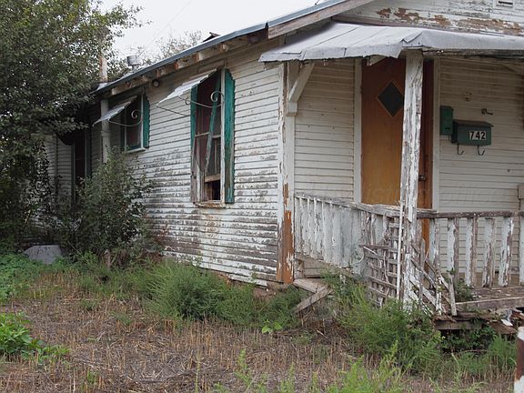 2nd image of 742 Malone Ave