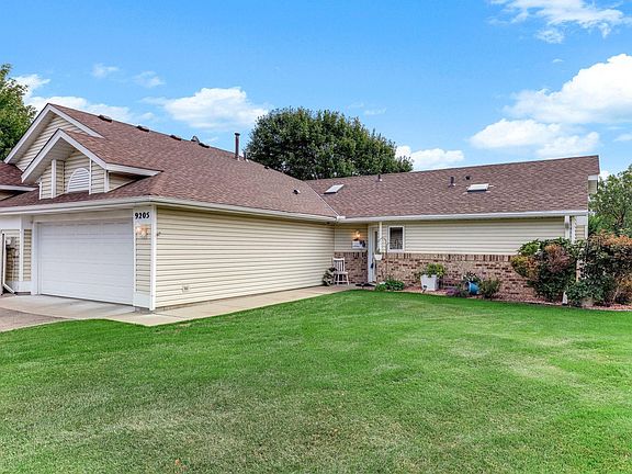 2nd image of 9205 Yorkshire Ln