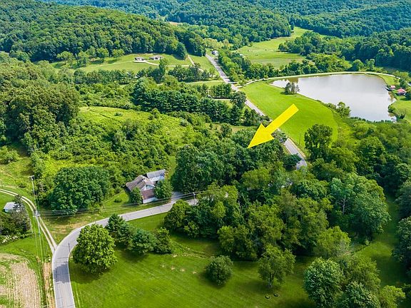 2nd image of 2287 Montgomery Rd