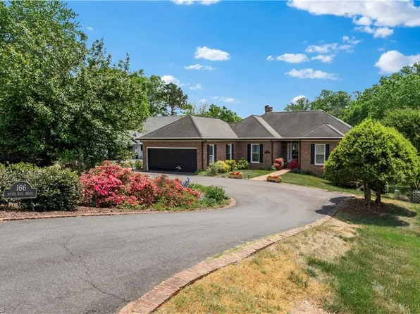 166 River Hill Dr, Bermuda Run, NC 27006