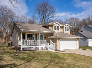 9340 Greystone Rd, Kalamazoo, MI 49009