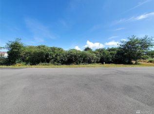 1012 Nicklaus Ct, Ocean Shores, WA 98569